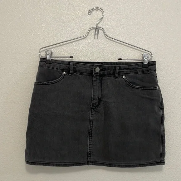 H&M Skirts Grey Denim Mini Skirt Hm Size So Cute And Great
